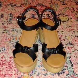 Universal Thread Black Knot Platform Sandals with Ankle Strap